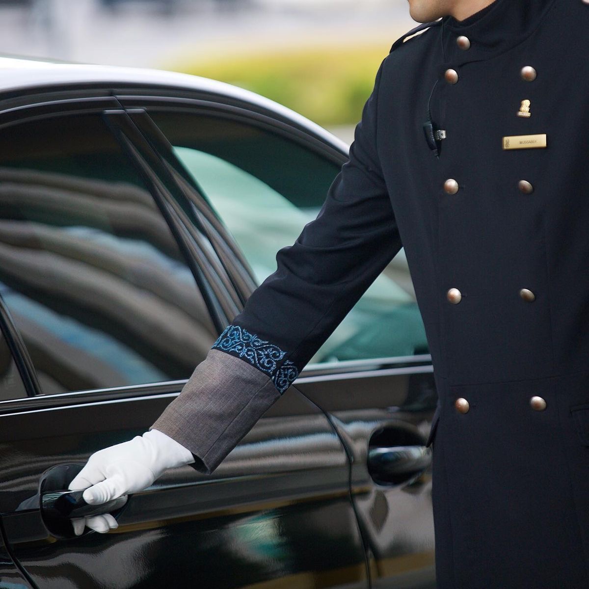 VIP guest handling and hospitality service